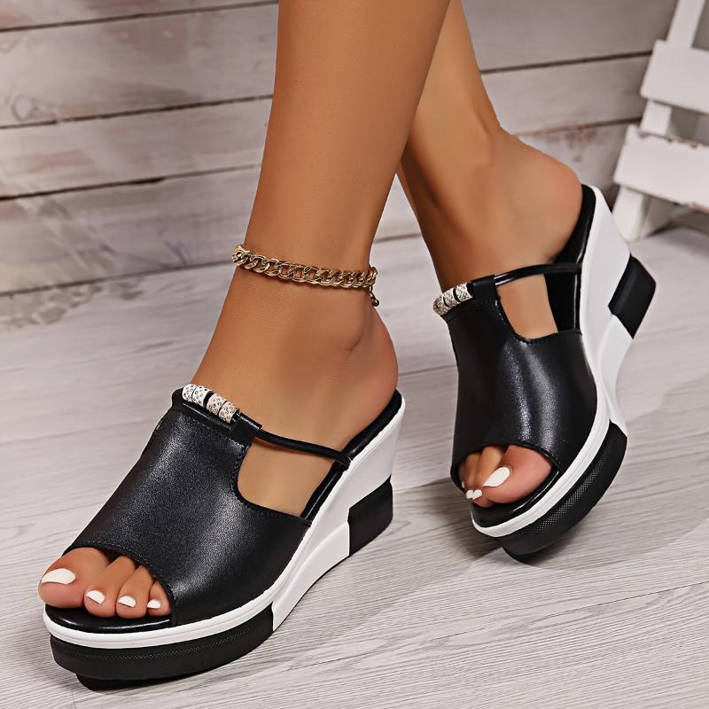 DAISY™  Chic Comfort Platform Sandals