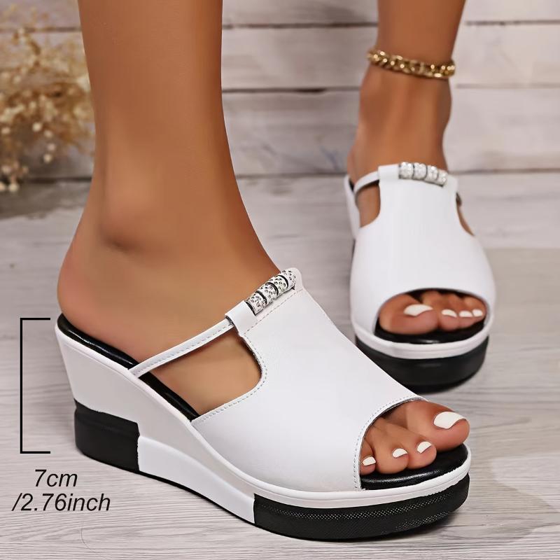 DAISY™  Chic Comfort Platform Sandals